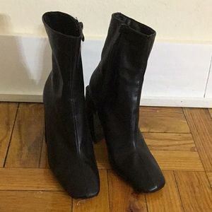 Black Ankle Boots [ final sale ]